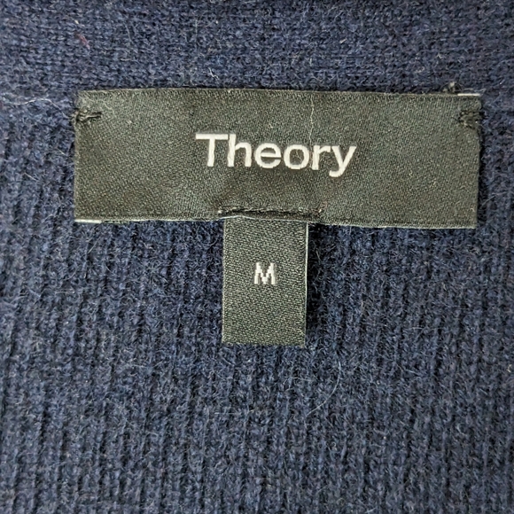 Theory • Long Cardigan In Cashmere - Picture 9 of 10